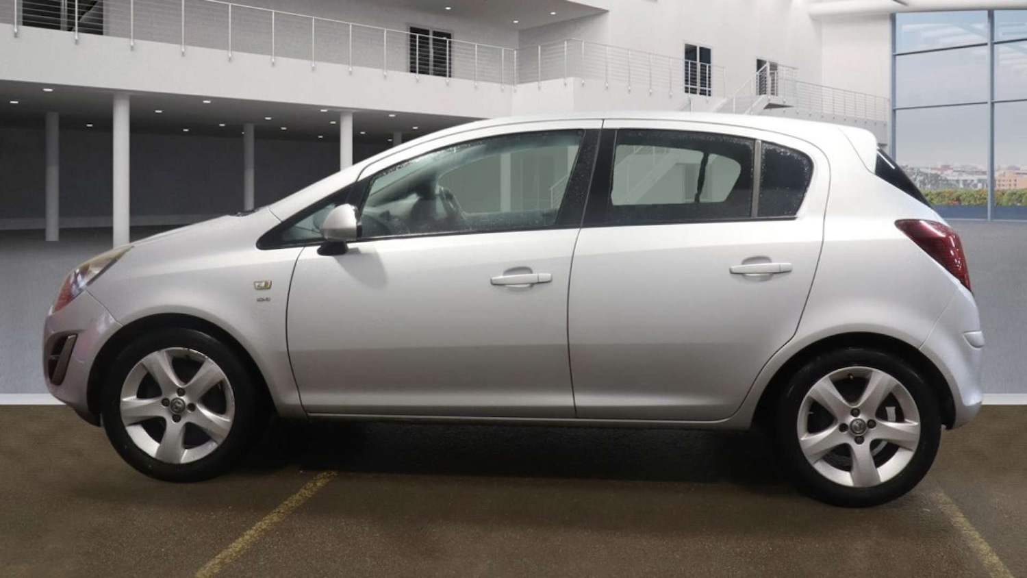 Used Vauxhall Corsa 2012 for sale - 77288578: Photo 3