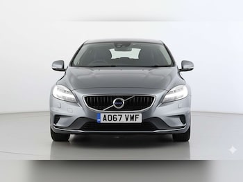 Used Volvo V40 2017 for sale - 77830693: Photo