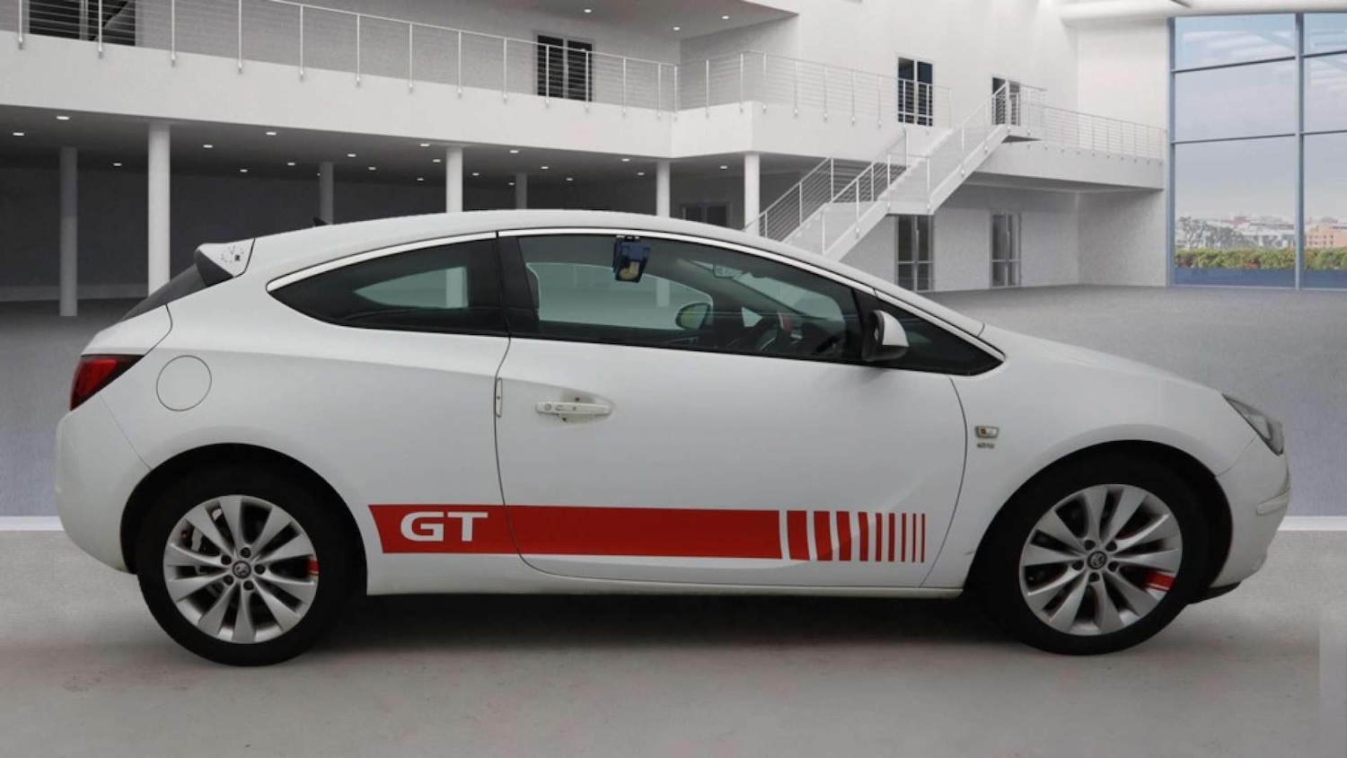 Used Vauxhall Astra GTC 2013 for sale - 76548064: Photo 4