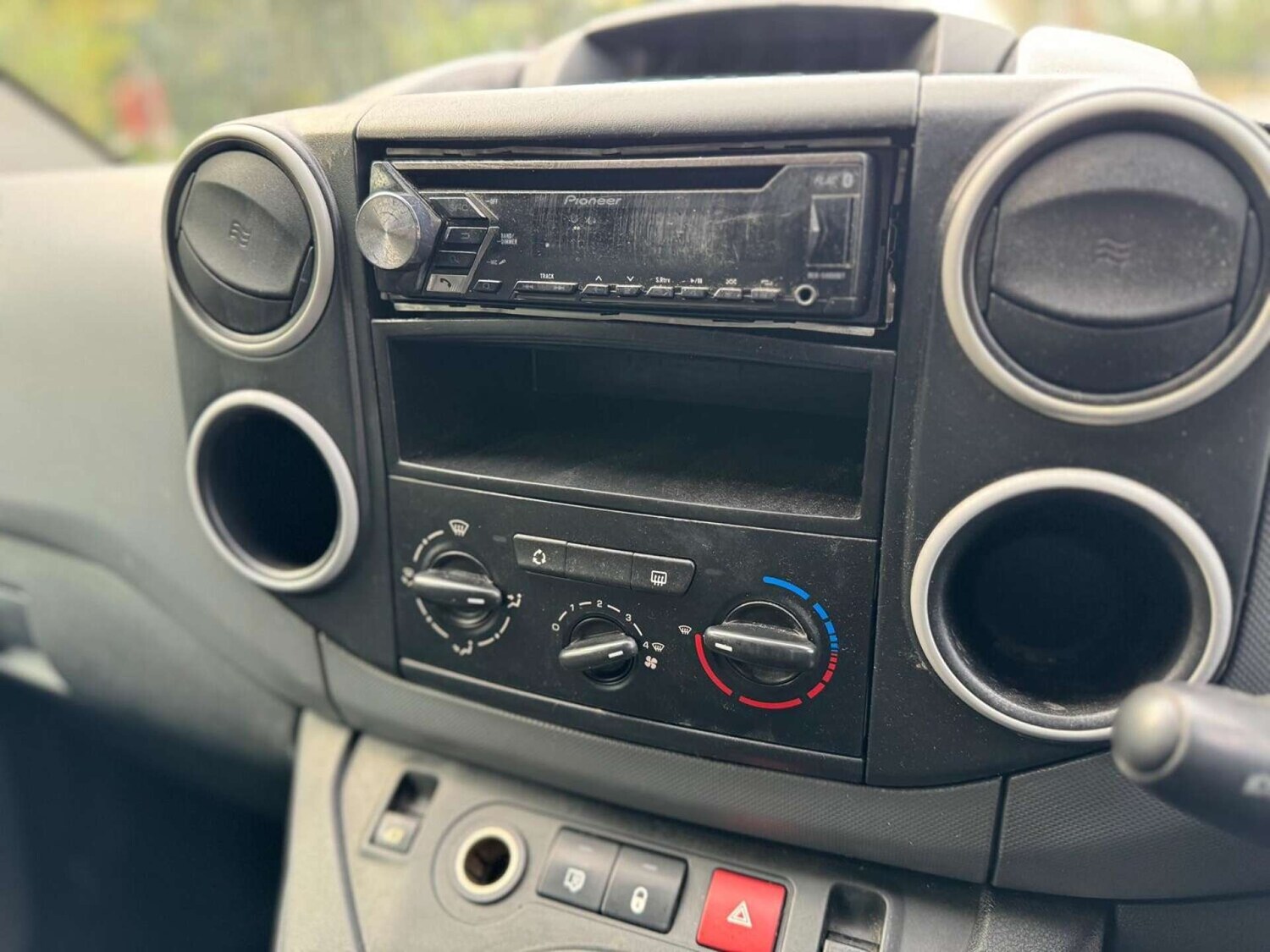 Vehicle 25