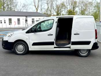 Used Peugeot Partner 2010 for sale - 74480801: Photo