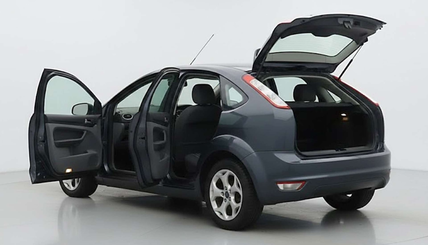 Used Ford Focus 2009 for sale - 76703568: Photo 8