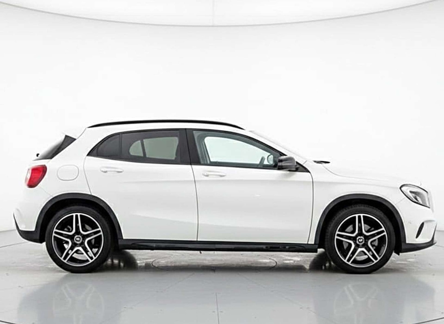 Used Mercedes-Benz GLA 2015 for sale - 77326126: Photo 14