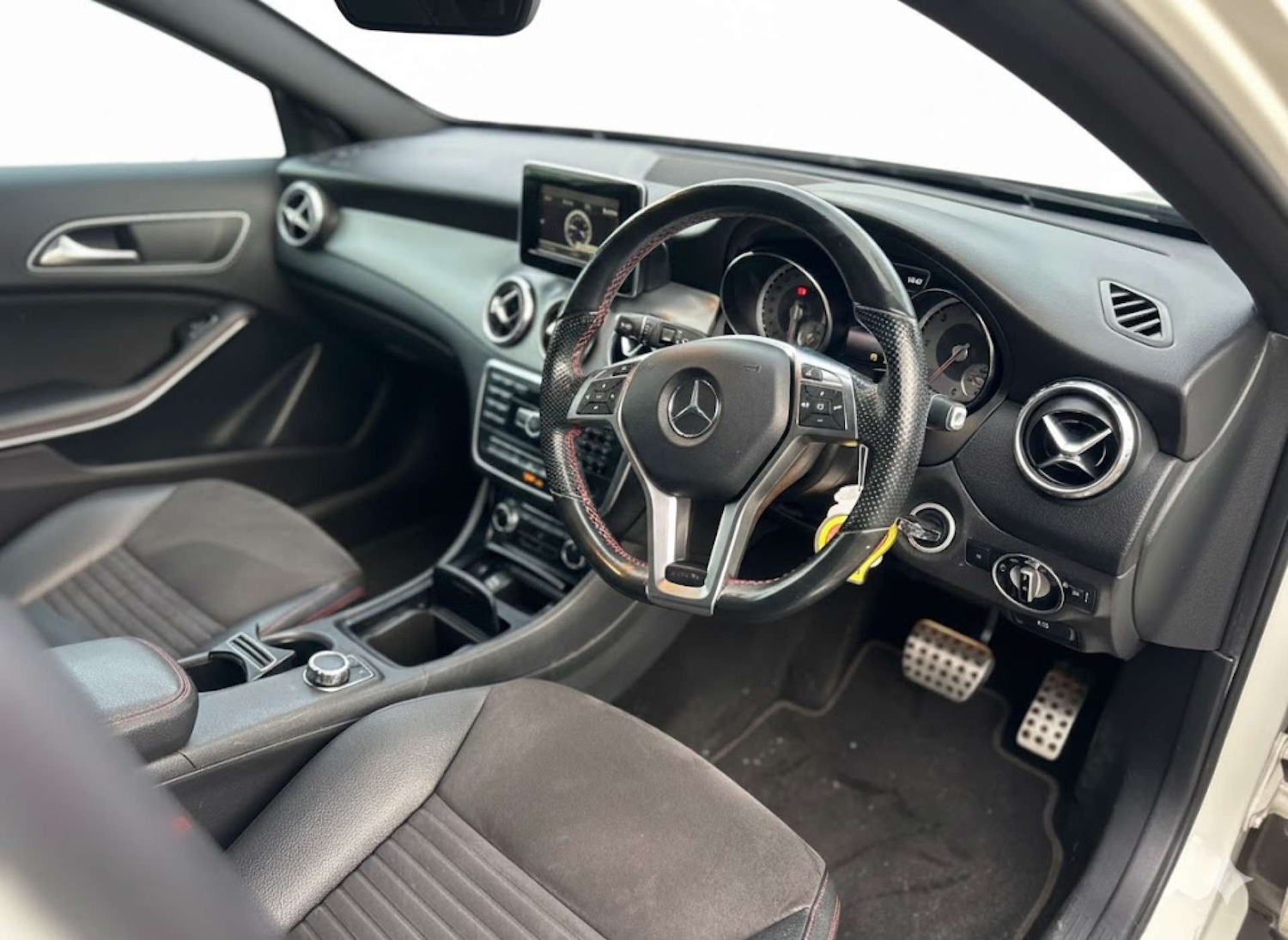 Used Mercedes-Benz GLA 2015 for sale - 77326126: Photo 18