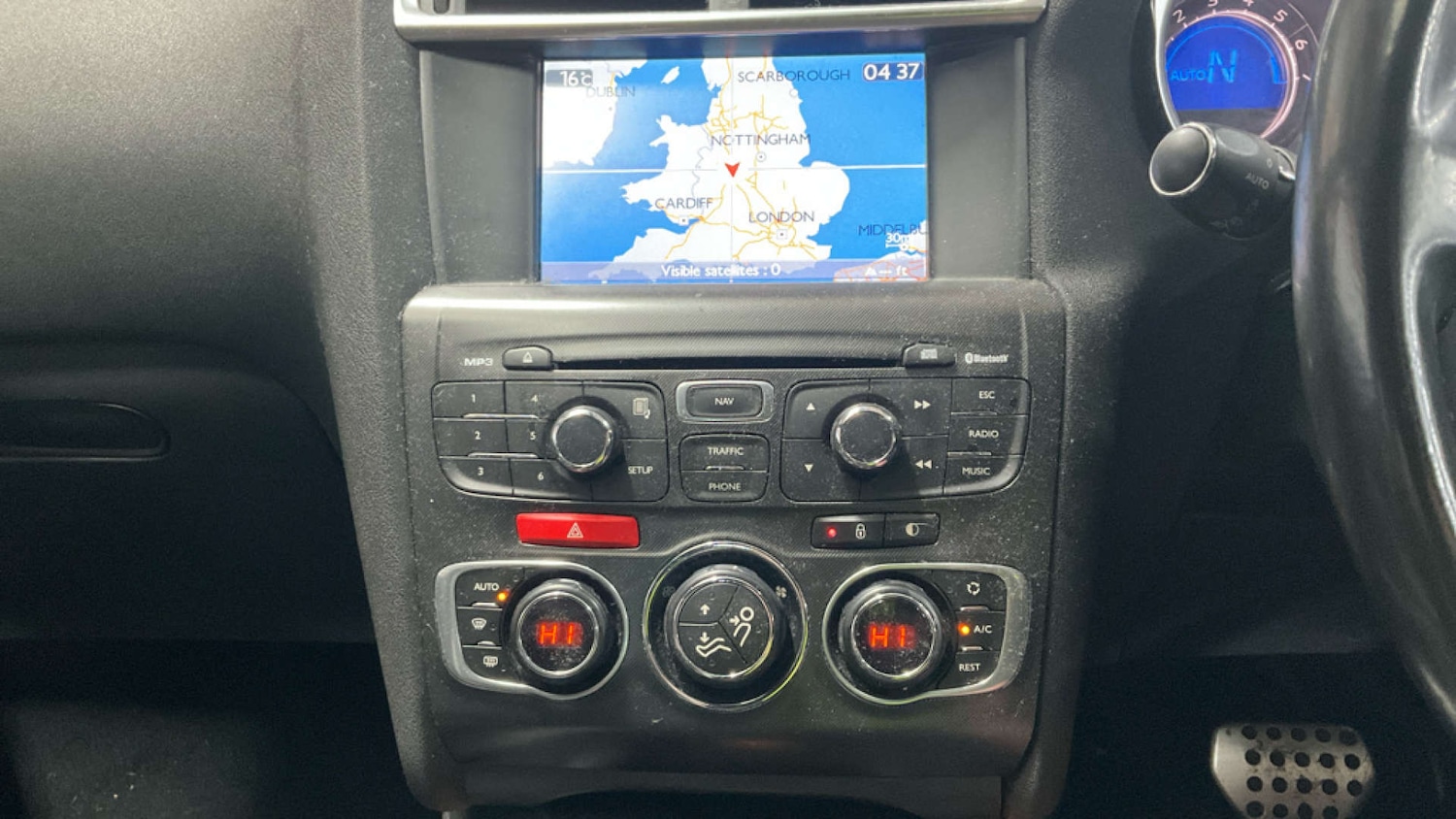 Used Citroen DS4 2011 for sale - 76431129: Photo 9