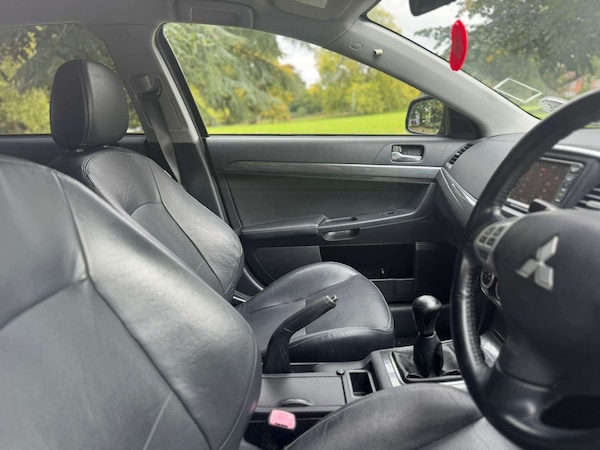 Used Mitsubishi Lancer 2009 for sale - 73840954: Photo 40