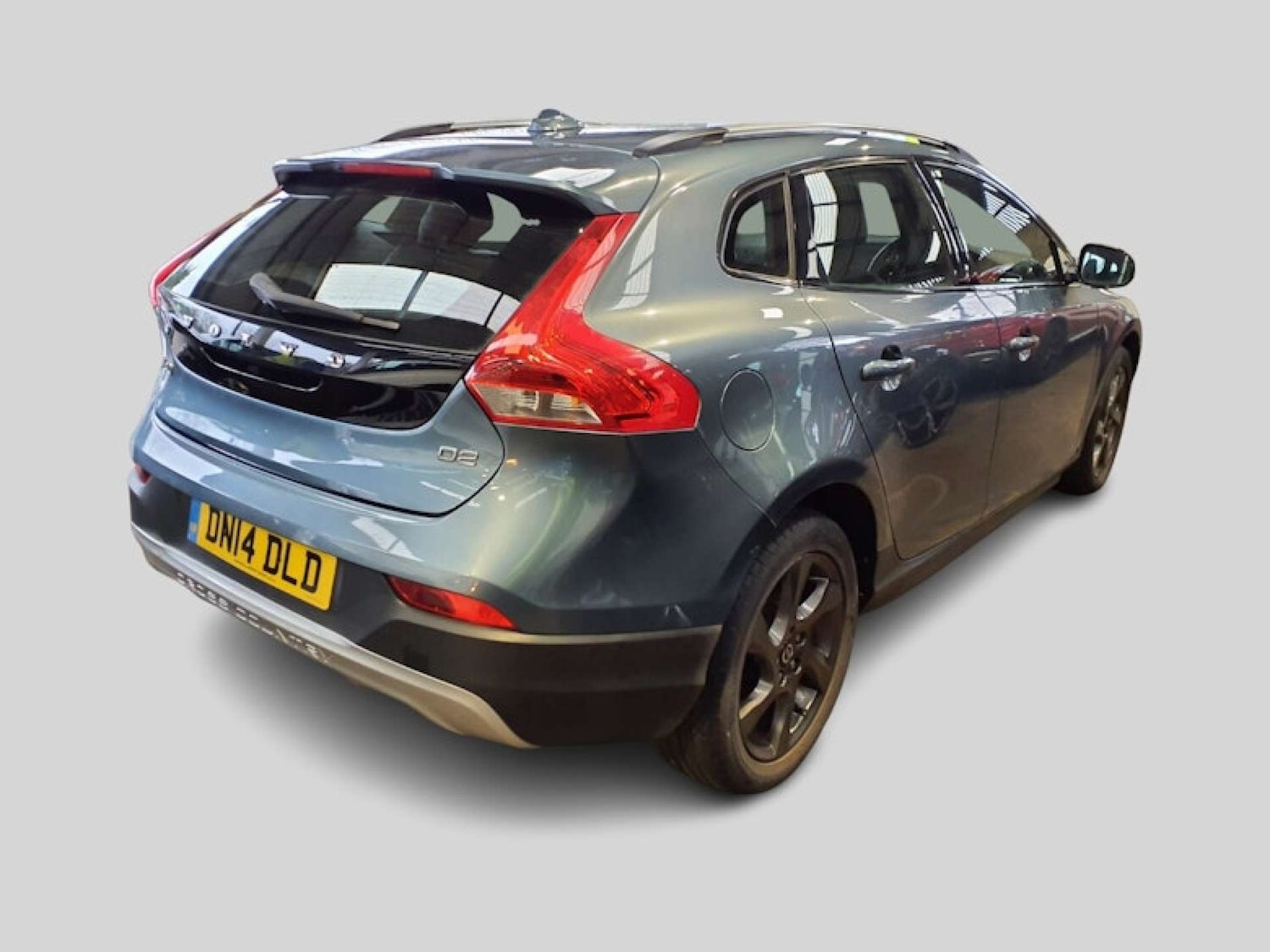 Used Volvo V40 2014 for sale - 77504065: Photo 4
