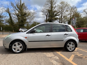 Used Ford Fiesta 2002 for sale - 78267640: Photo
