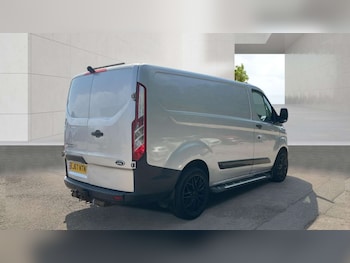 Used Ford Transit Custom 2017 for sale - 79399215: Photo