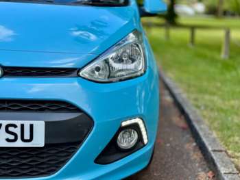 Used Hyundai i10 2015 for sale - 74385002: Photo