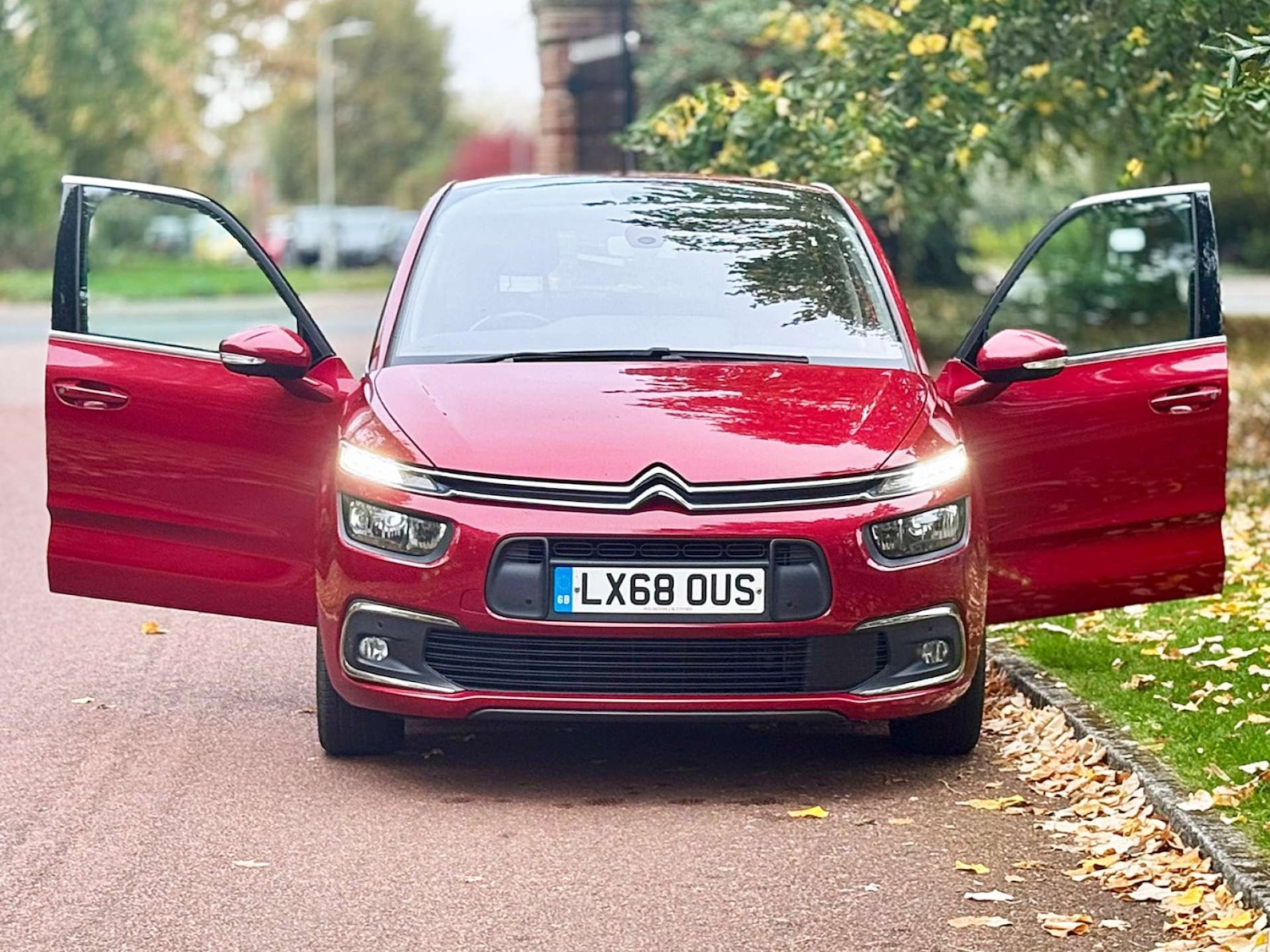Used Citroen C4 Picasso 2018 for sale - 76265225: Photo 11