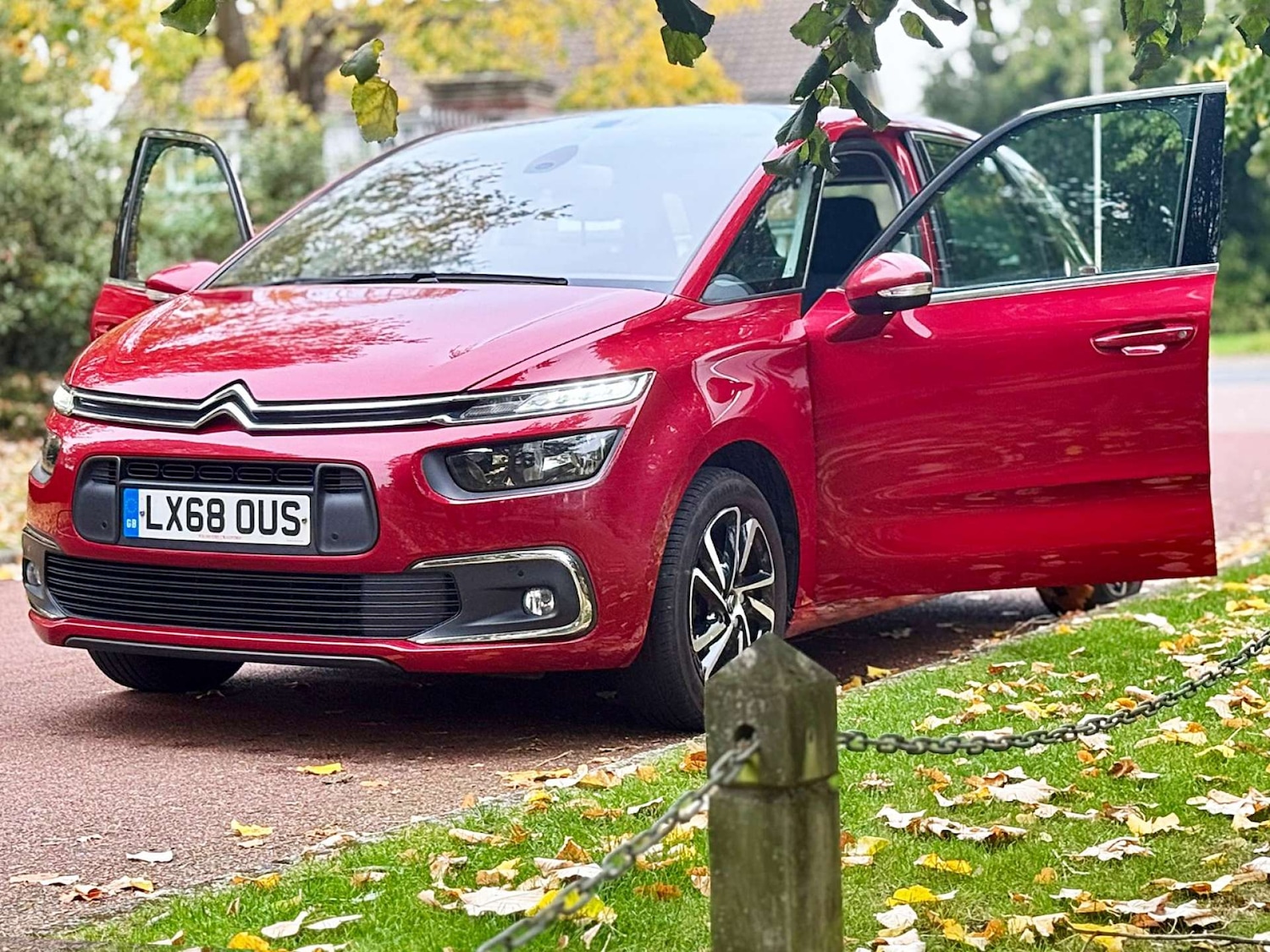 Used Citroen C4 Picasso 2018 for sale - 76265225: Photo 4