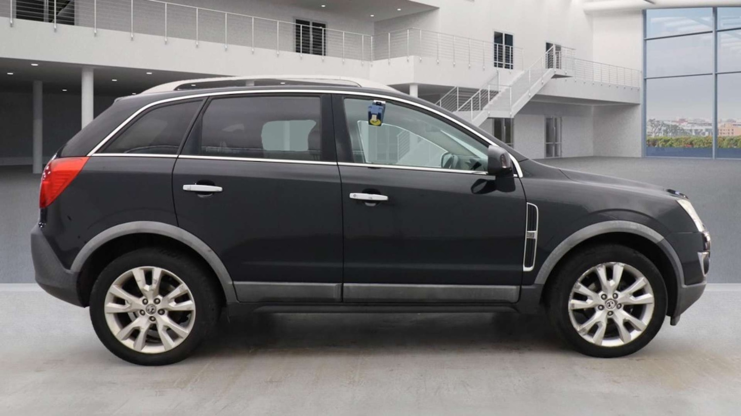 Used Vauxhall Antara 2015 for sale - 76720488: Photo 3