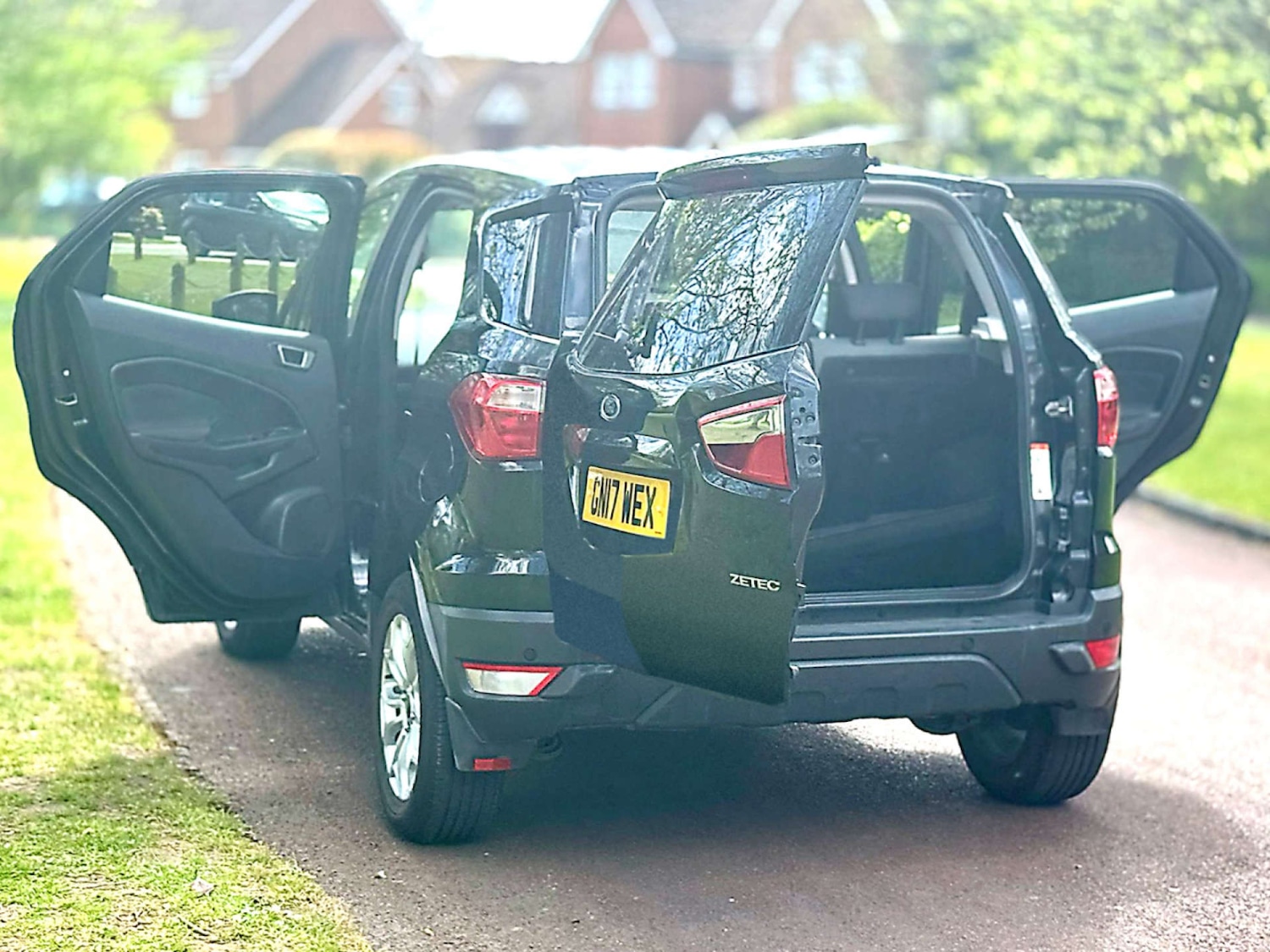 Used Ford Ecosport 2017 for sale - 76601732: Photo 17