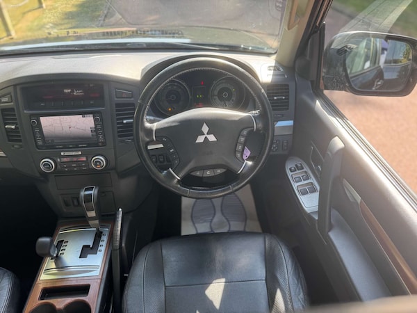 Used Mitsubishi Shogun 2014 for sale - 75198488: Photo 45
