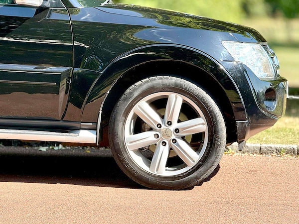 Used Mitsubishi Shogun 2014 for sale - 75198488: Photo 66