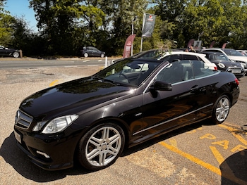 Used Mercedes-Benz E Class 2011 for sale - 78779679: Photo