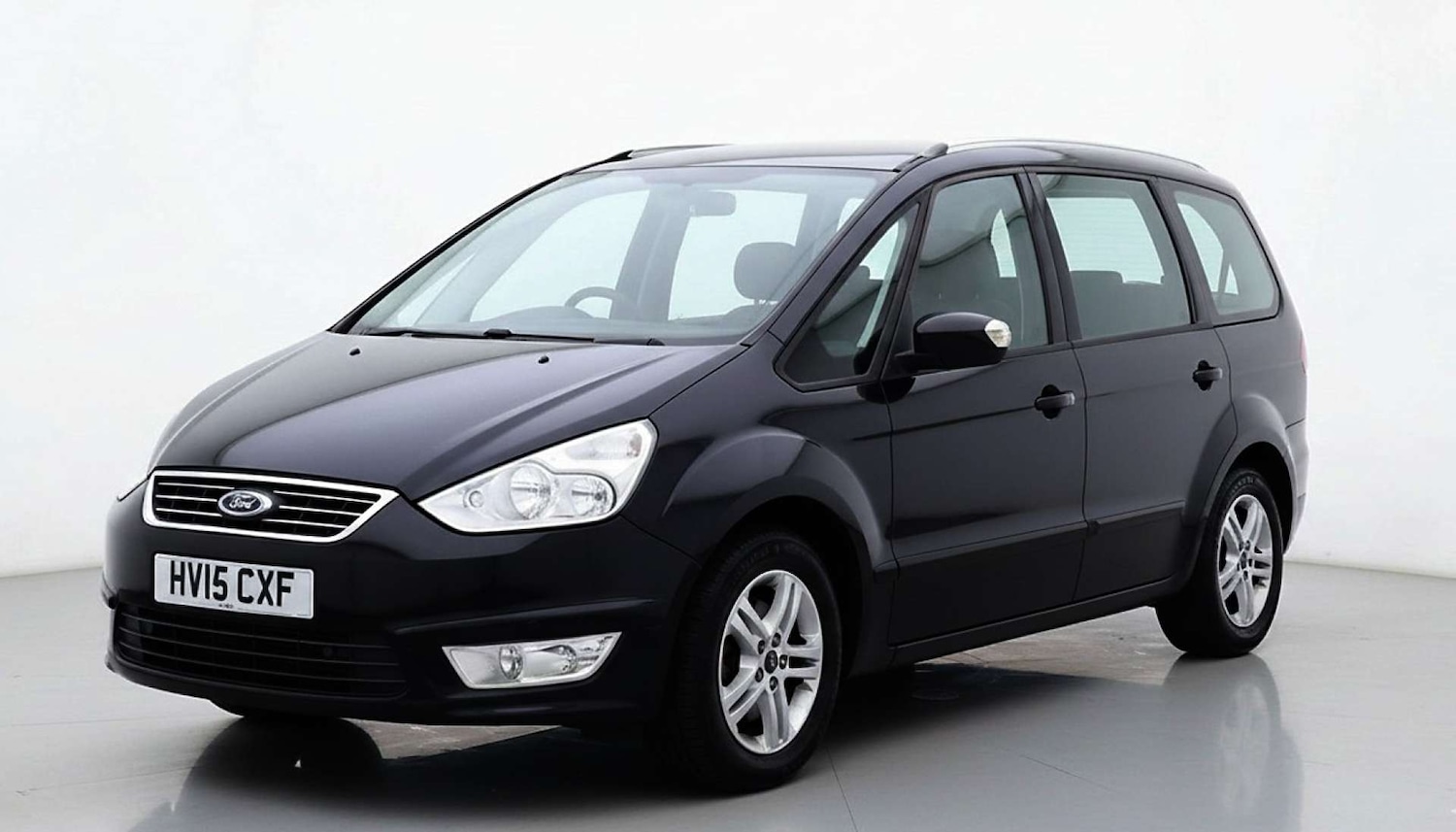 Used Ford Galaxy 2015 for sale - 76720495: Photo 2