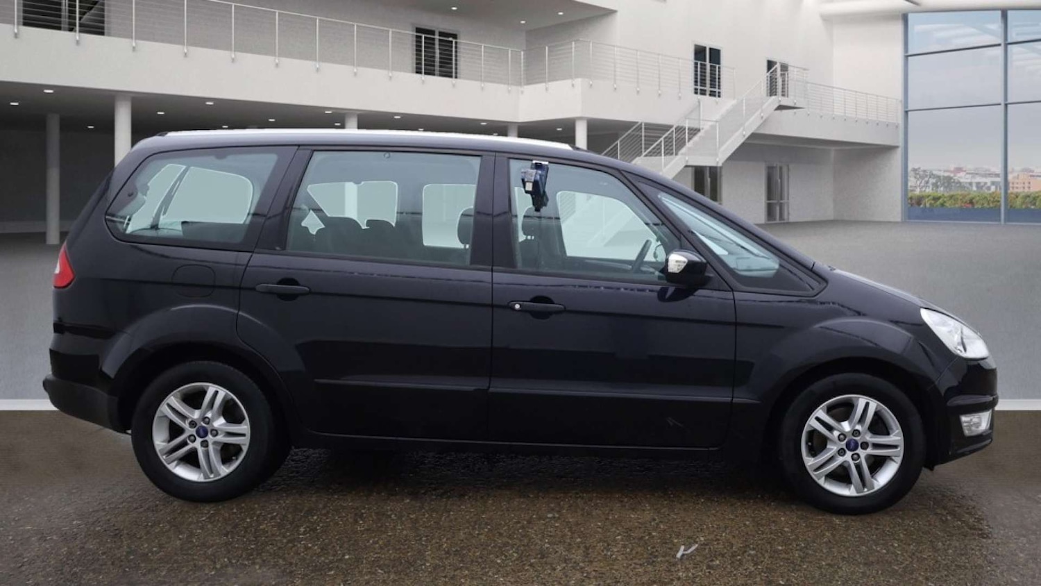 Used Ford Galaxy 2015 for sale - 76720495: Photo 3