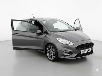 Used Ford Fiesta 2019 for sale - 77702612: Photo