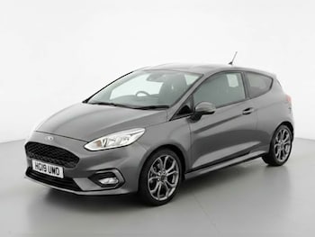 Used Ford Fiesta 2019 for sale - 77702612: Photo