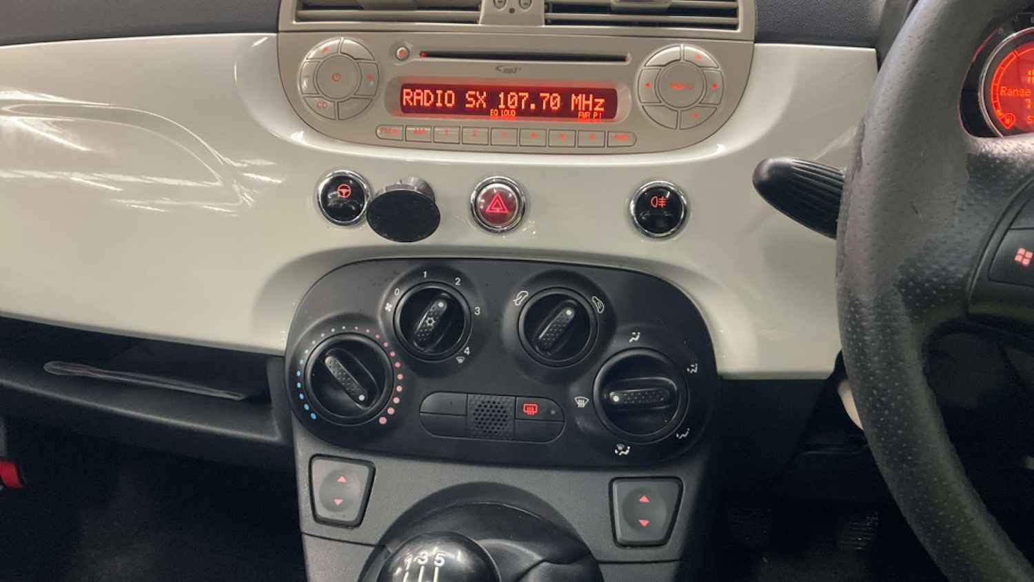 Used Fiat 500 2010 for sale - 77428249: Photo 10