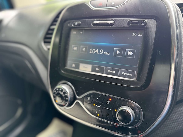 Used Renault Captur 2014 for sale - 74721200: Photo 44