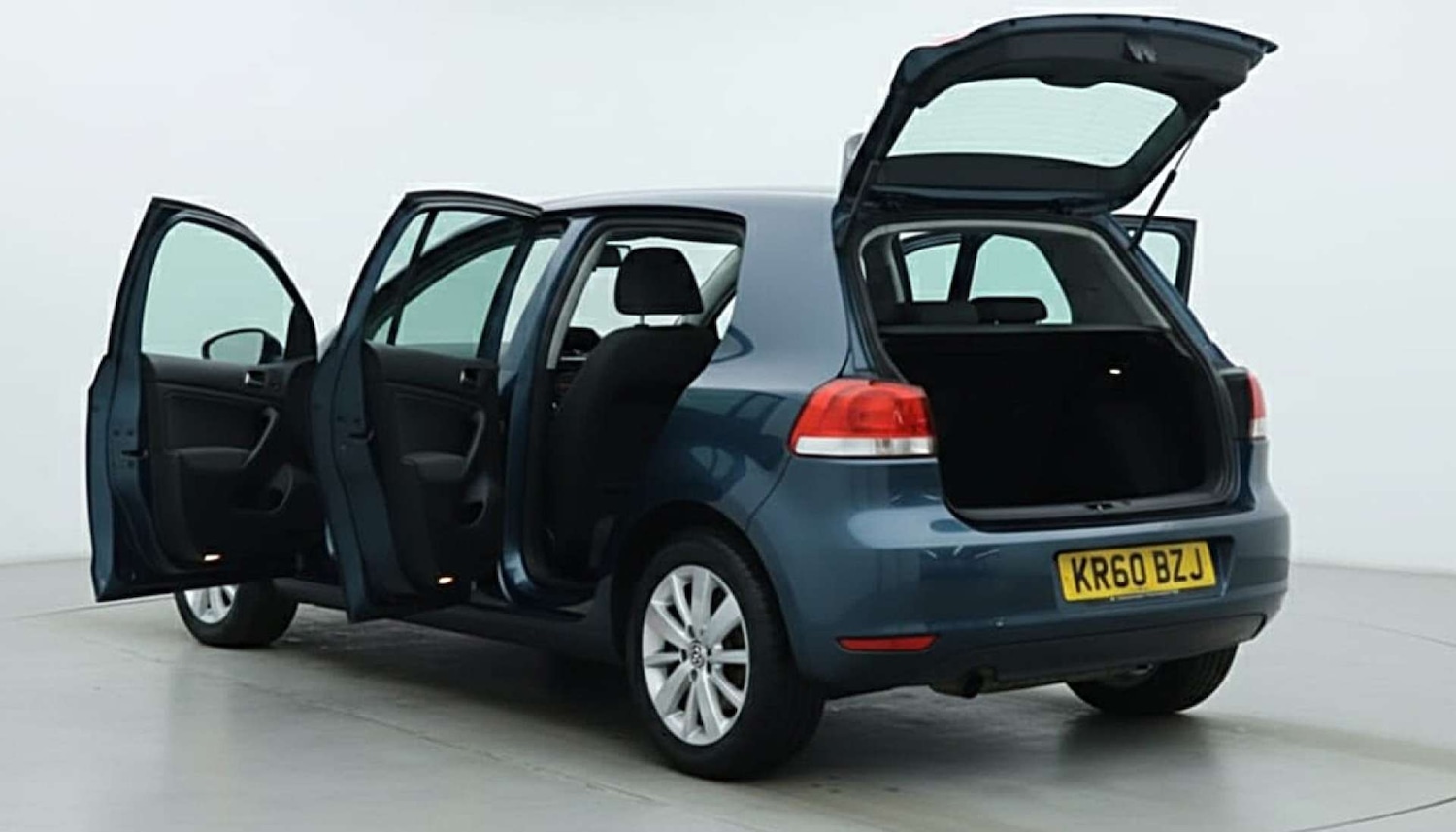 Used Volkswagen Golf 2010 for sale - 76973955: Photo 5