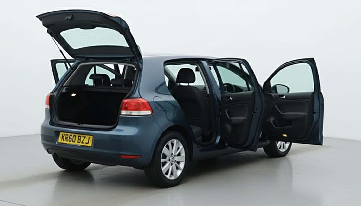 Used Volkswagen Golf 2010 for sale - 76973955: Photo 6