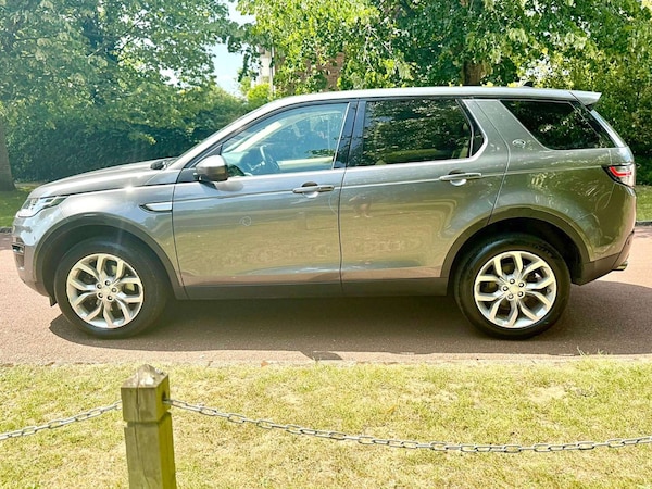 Used Land Rover Discovery Sport 2015 for sale - 74985206: Photo 11