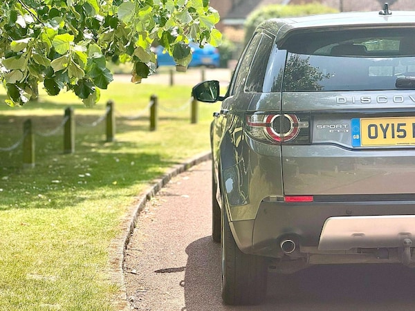 Used Land Rover Discovery Sport 2015 for sale - 74985206: Photo 16