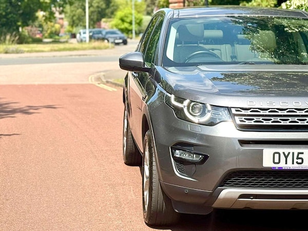 Used Land Rover Discovery Sport 2015 for sale - 74985206: Photo 65