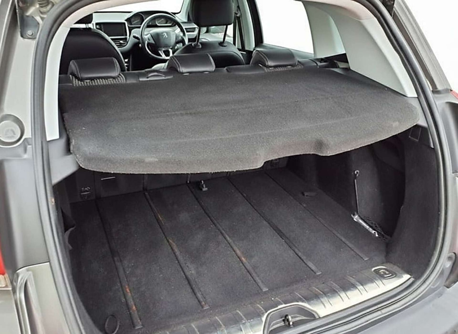 Used Peugeot 2008 2014 for sale - 77504064: Photo 19