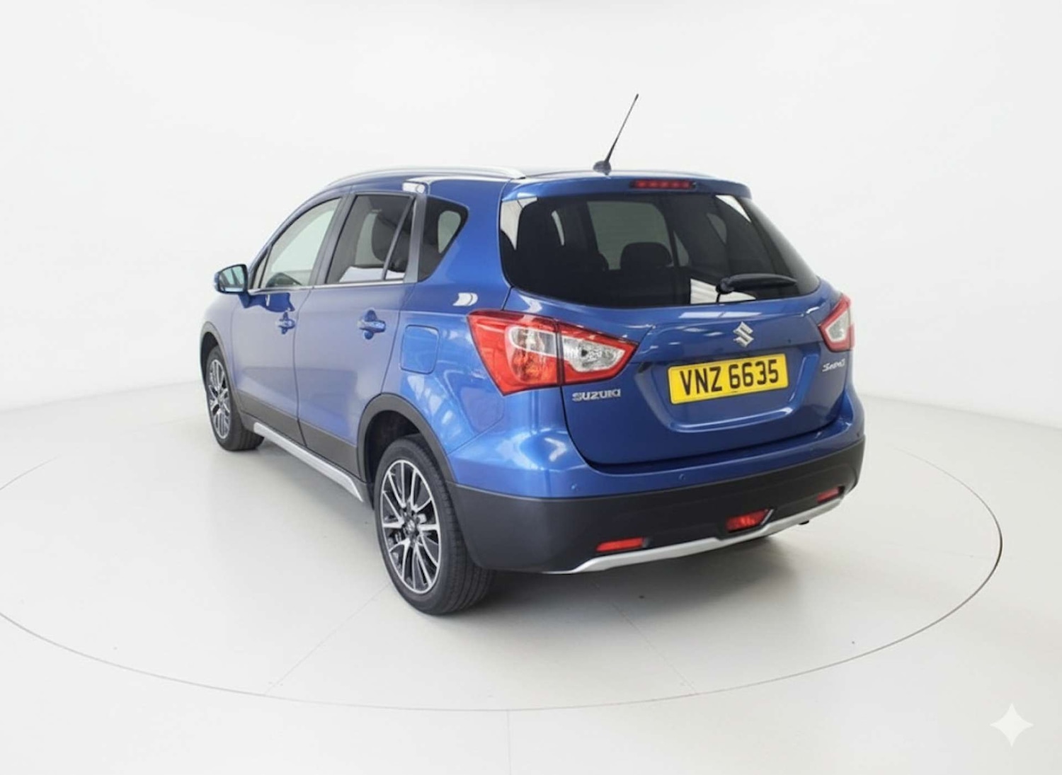 Used Suzuki SX4 S-Cross 2015 for sale - 76263530: Photo 3