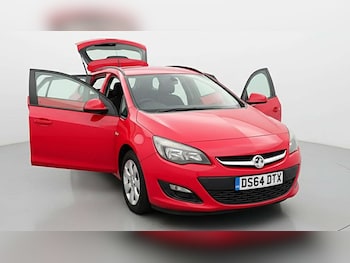Used Vauxhall Astra 2015 for sale - 77428255: Photo