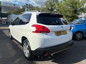 Used Peugeot 2008 2016 for sale - 79695930: Photo