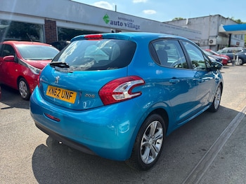 Used Peugeot 208 2012 for sale - 79155729: Photo