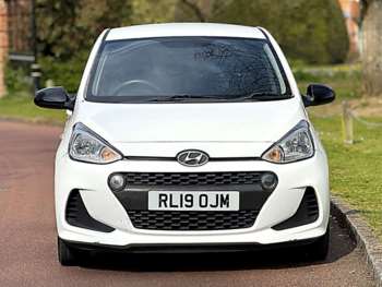 Used Hyundai i10 2019 for sale - 74283476: Photo