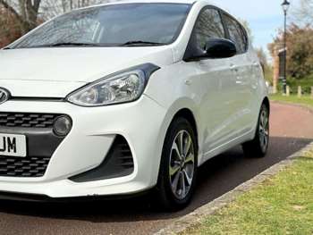 Used Hyundai i10 2019 for sale - 74283476: Photo