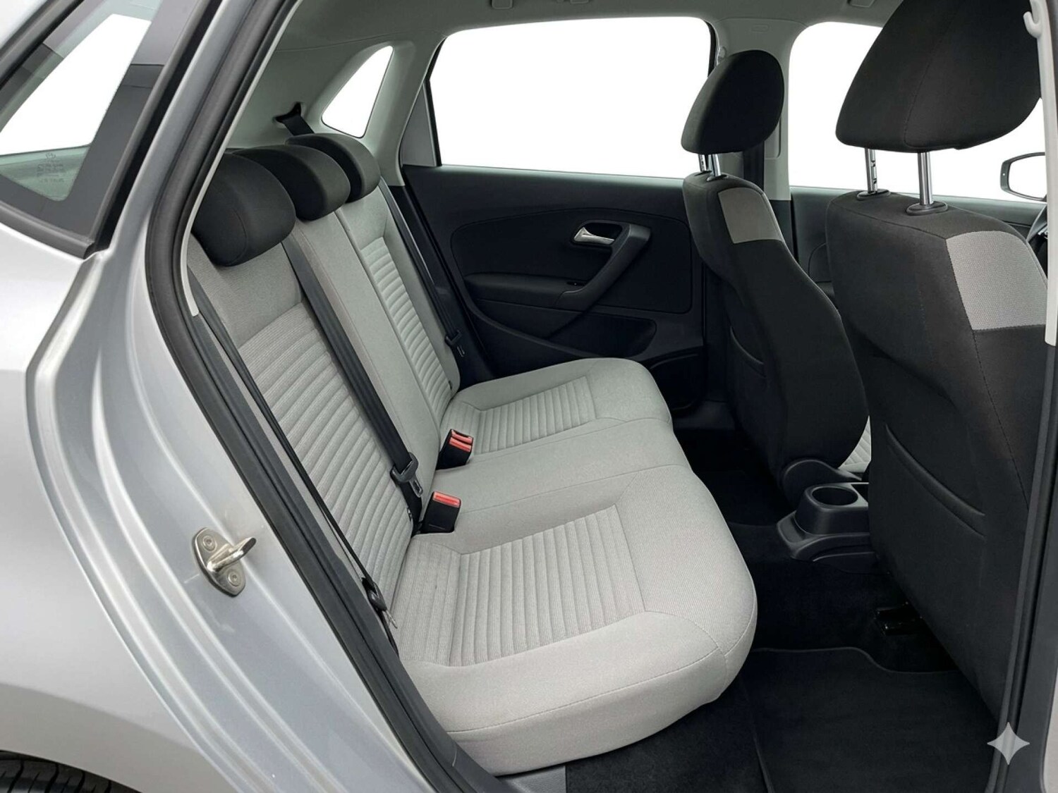 Used Volkswagen Polo 2010 for sale - 77888818: Photo 12