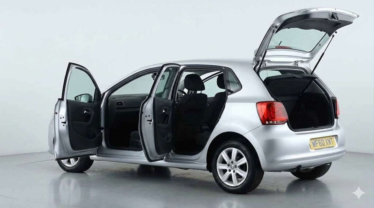 Used Volkswagen Polo 2010 for sale - 77888818: Photo 18