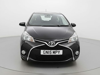 Used Toyota Yaris 2015 for sale - 77676587: Photo