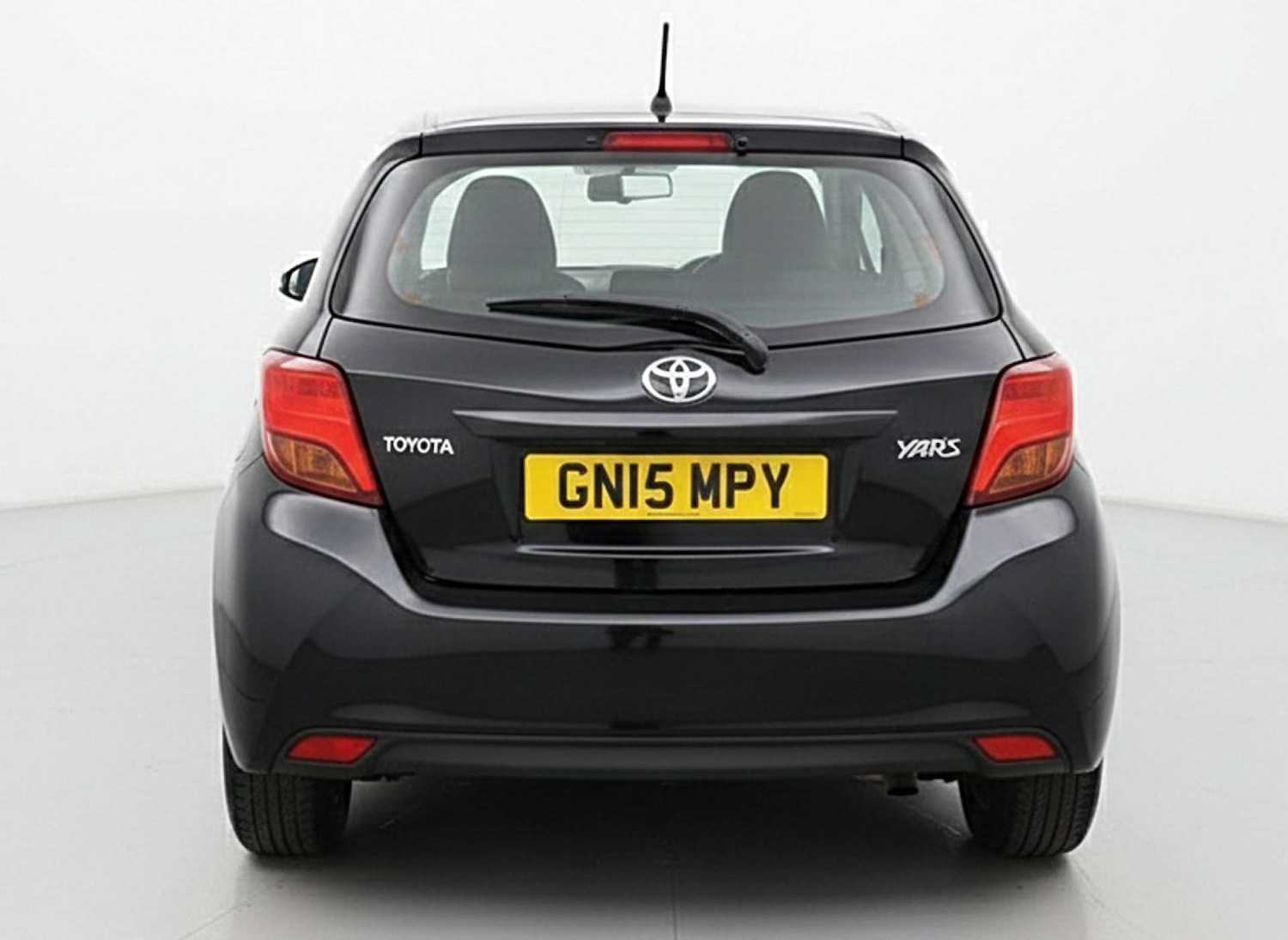 Used Toyota Yaris 2015 for sale - 77676587: Photo 6