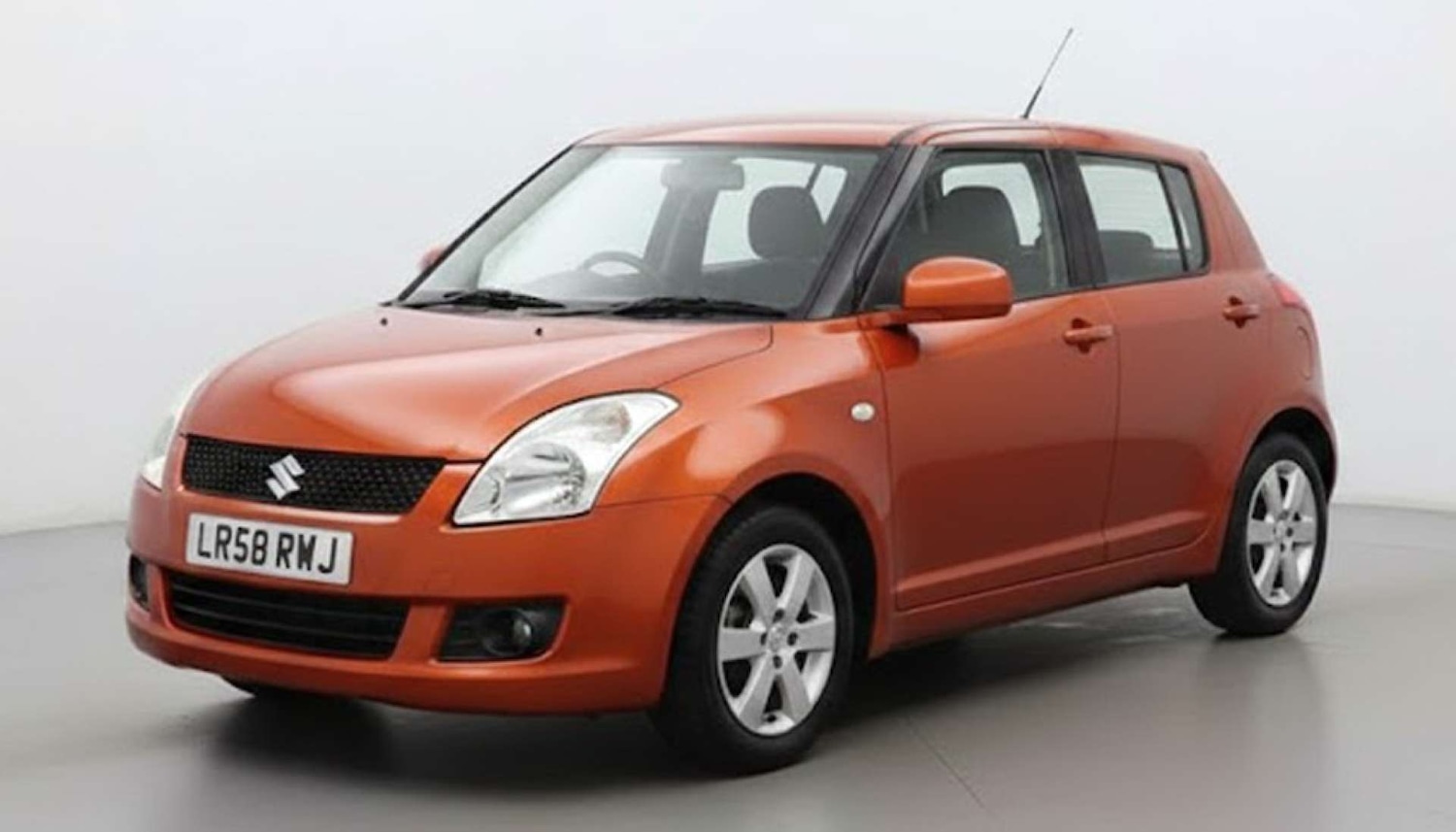 Used Suzuki Swift 2008 for sale - 77038557: Photo 2