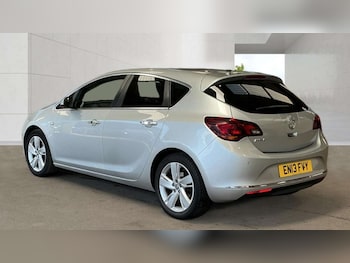 Used Vauxhall Astra 2013 for sale - 79318635: Photo