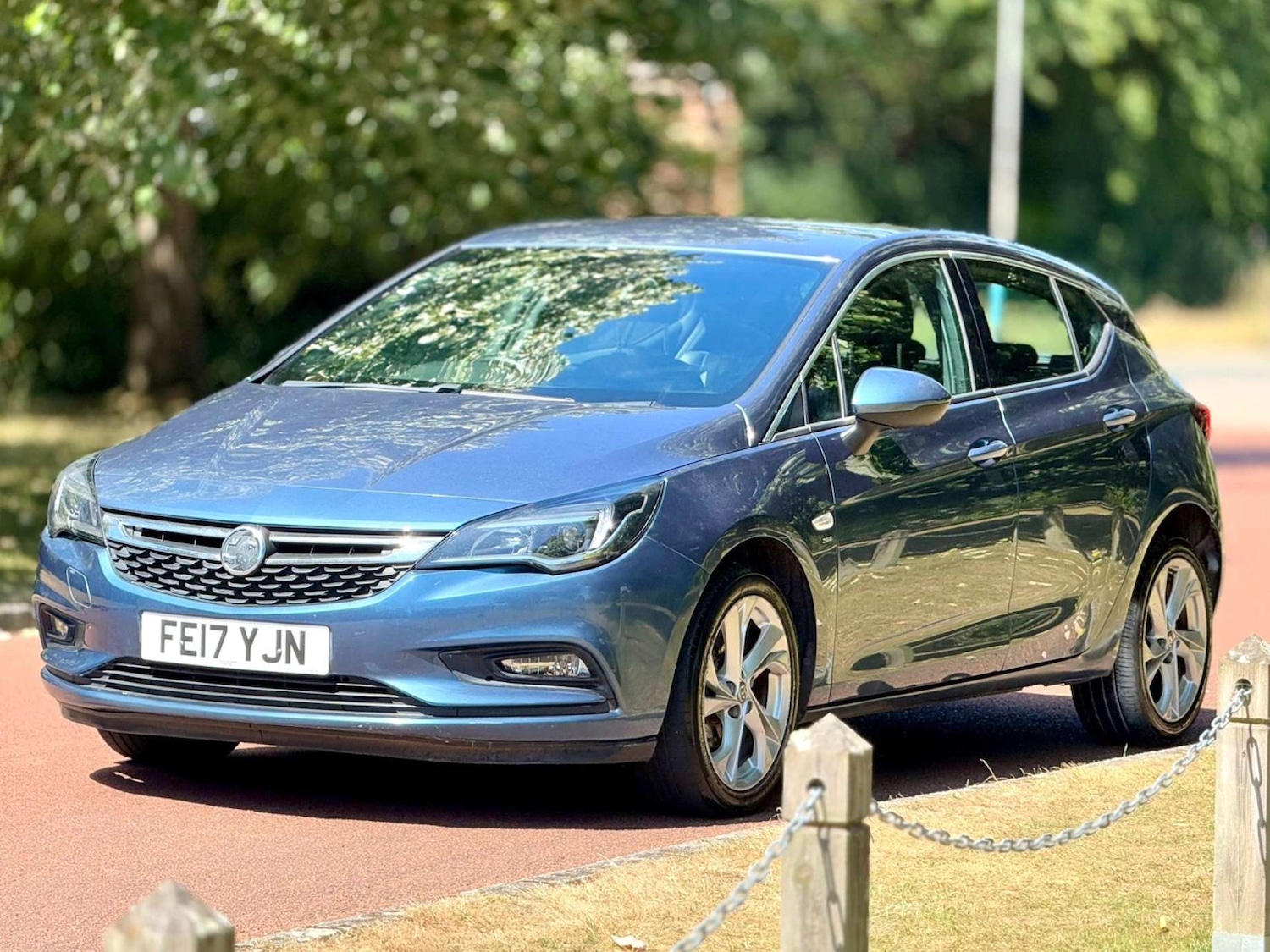 Used Vauxhall Astra 2017 for sale - 76601998: Photo 11