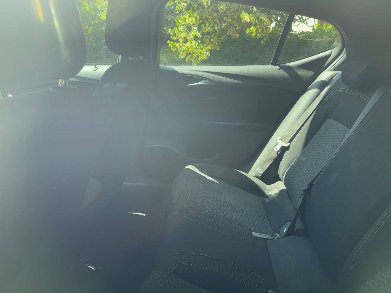 Used Vauxhall Astra 2017 for sale - 76601998: Photo 31