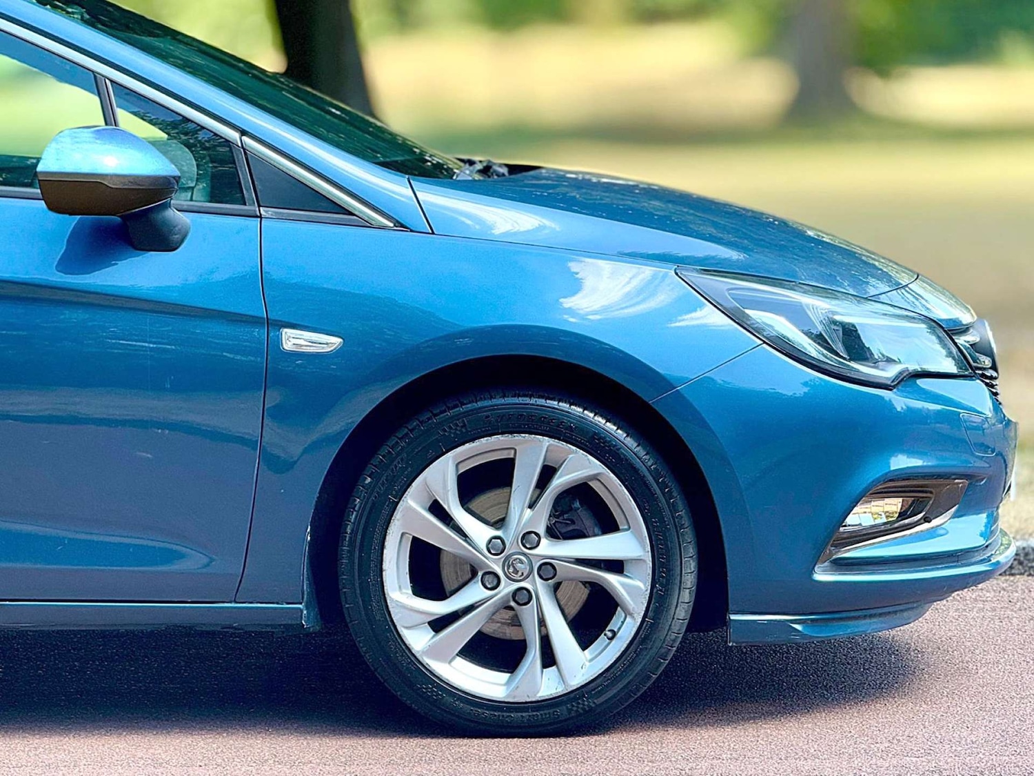 Used Vauxhall Astra 2017 for sale - 76601998: Photo 8