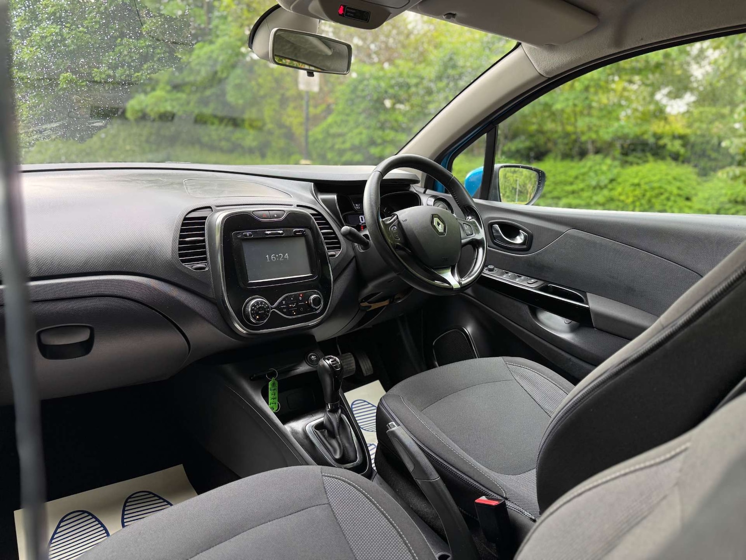 Used Renault Captur 2014 for sale - 76601947: Photo 26