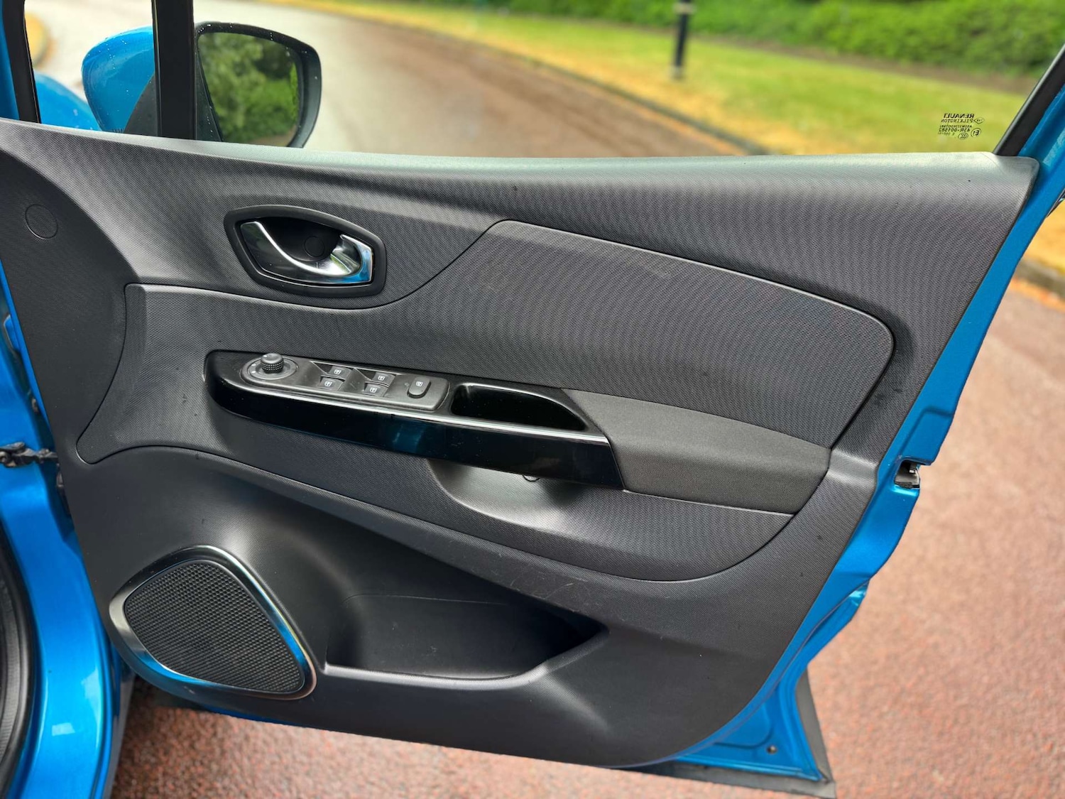 Used Renault Captur 2014 for sale - 76601947: Photo 38